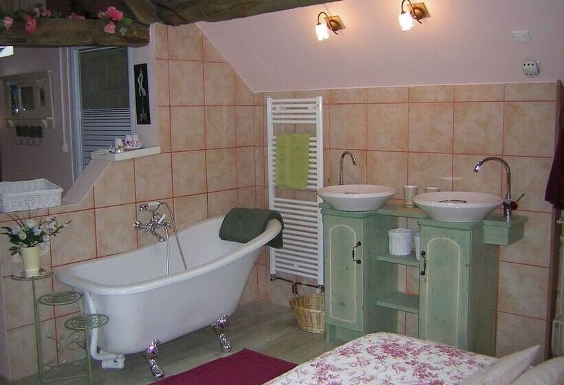 بنسيون Chambres Du Domaine Saint Anges