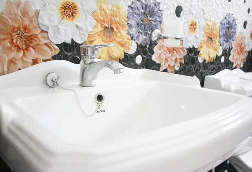 ペンション Elegant Home Stay