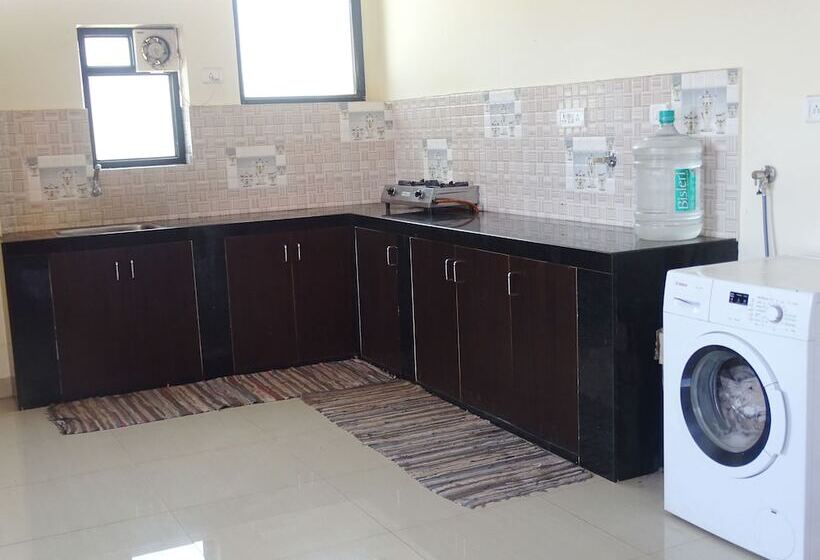 פנסיון Gomes Pousada Guest House