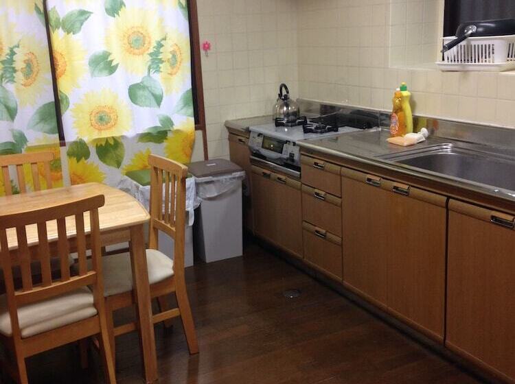 פנסיון Guest House Pono-pono