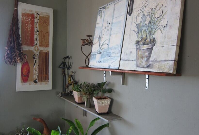 پانسیون Halfway B&b