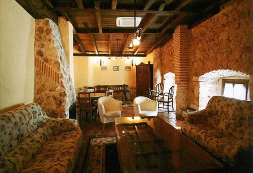 بنسيون La Posada Ducal