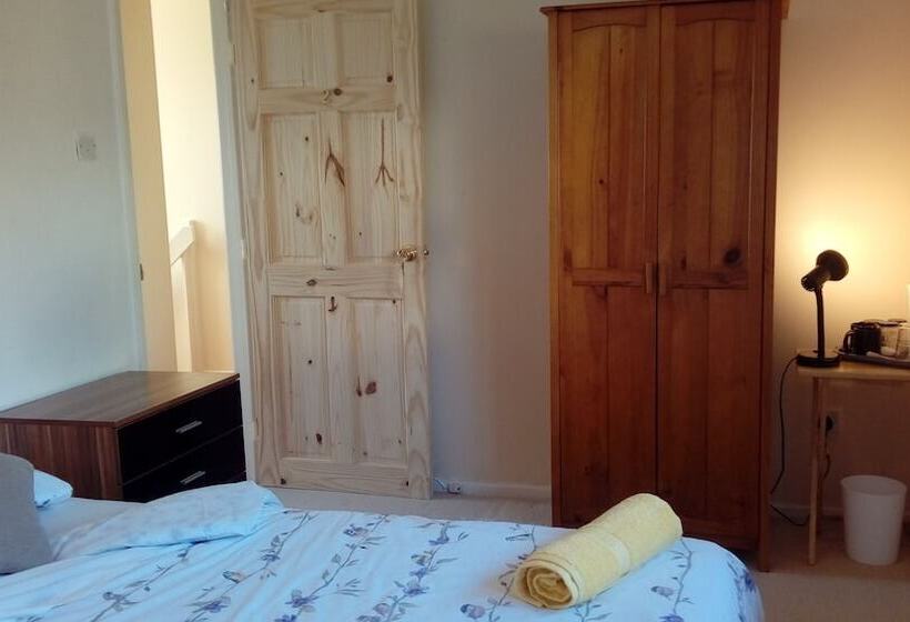 פנסיון Lavender House