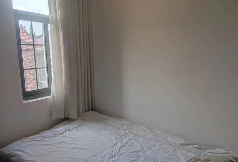 פנסיון Shanghai Hua Xi Shui Xie Guesthouse