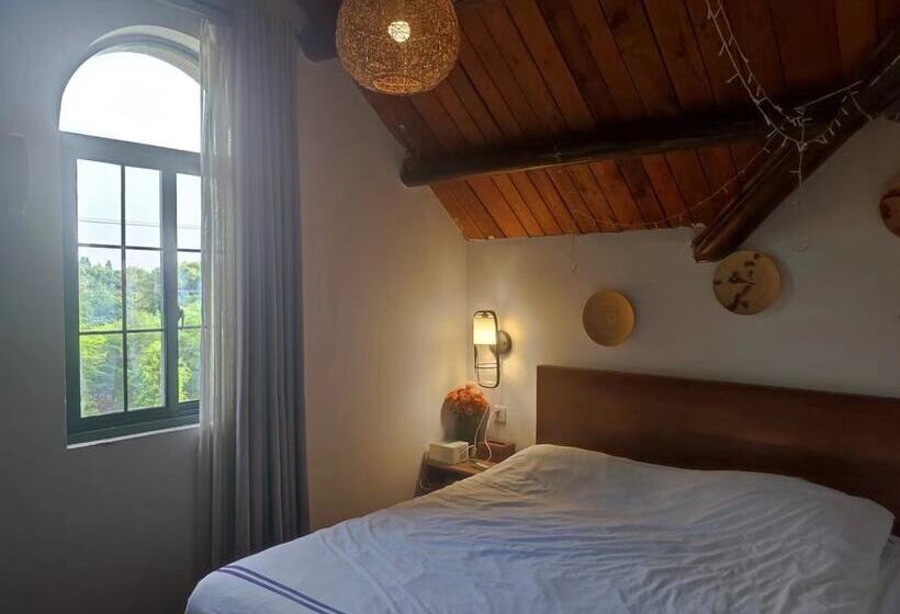 פנסיון Shanghai Hua Xi Shui Xie Guesthouse