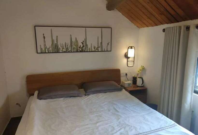 פנסיון Shanghai Hua Xi Shui Xie Guesthouse