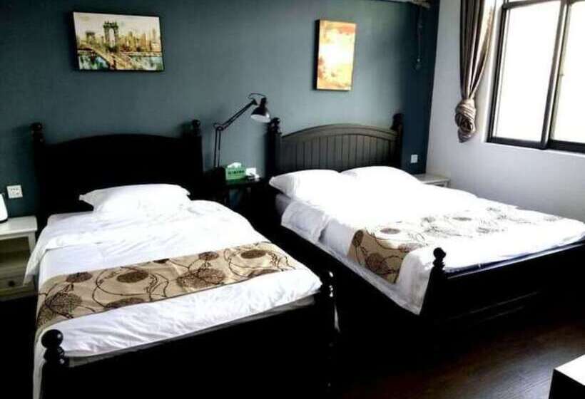 פנסיון Shanghai Hua Xi Shui Xie Guesthouse