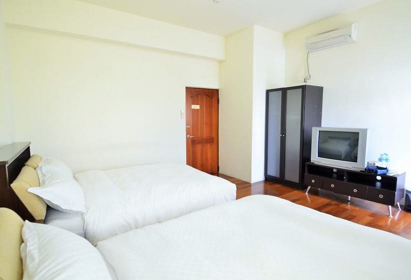 پانسیون Star House 101