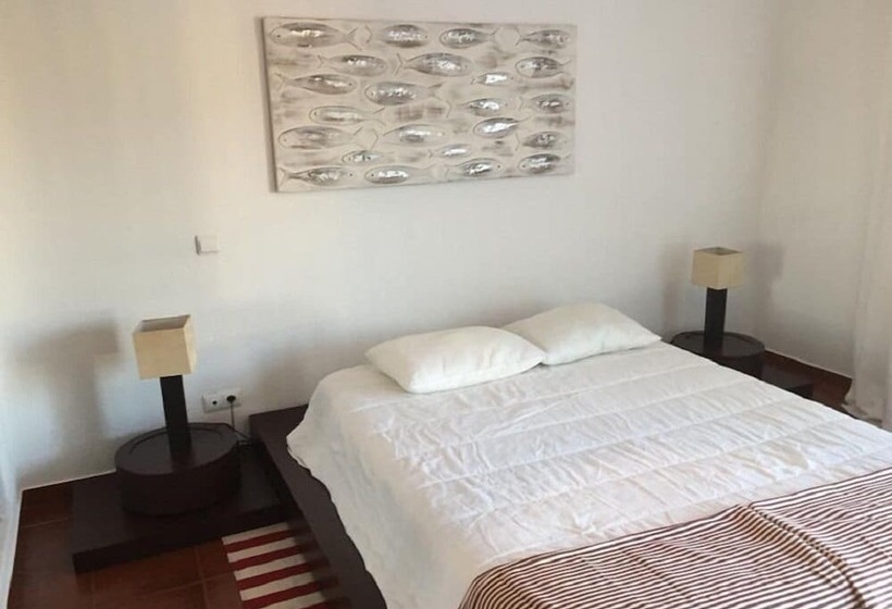 بنسيون Villa Meco