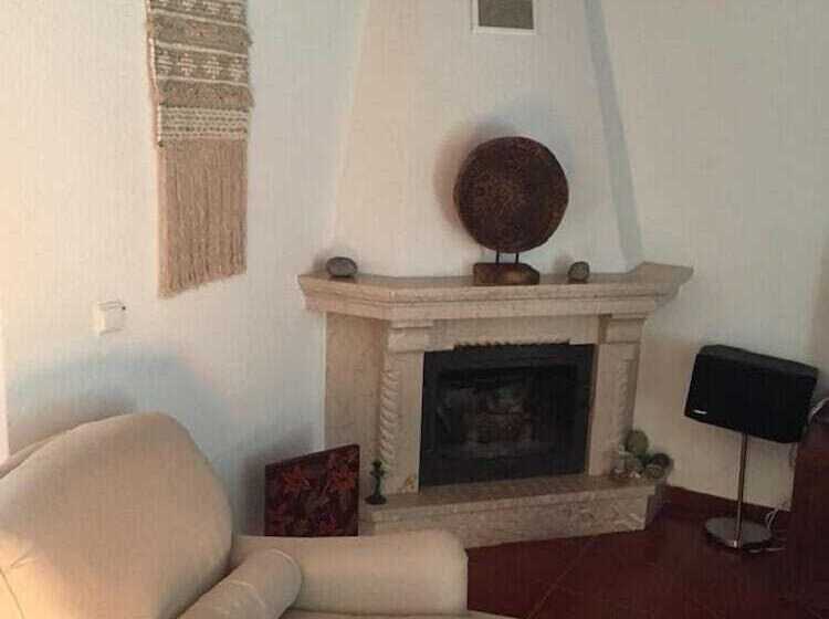 بنسيون Villa Meco