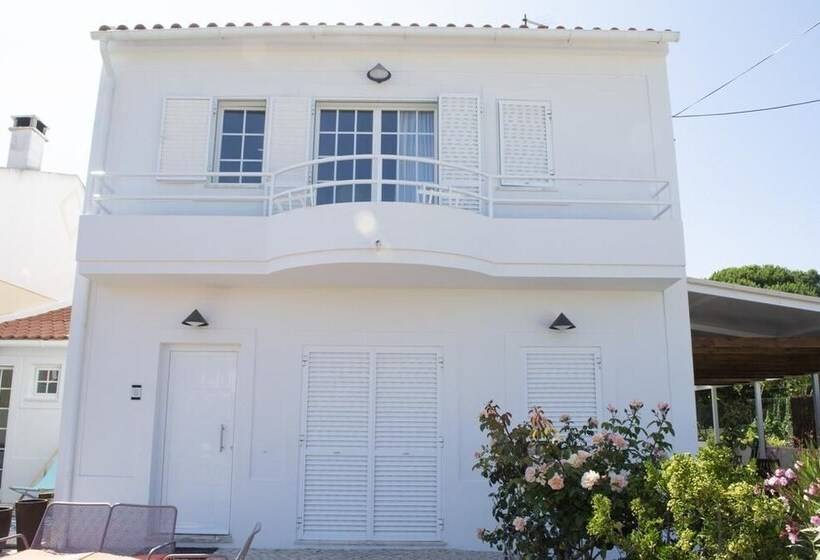 بنسيون Villa Meco