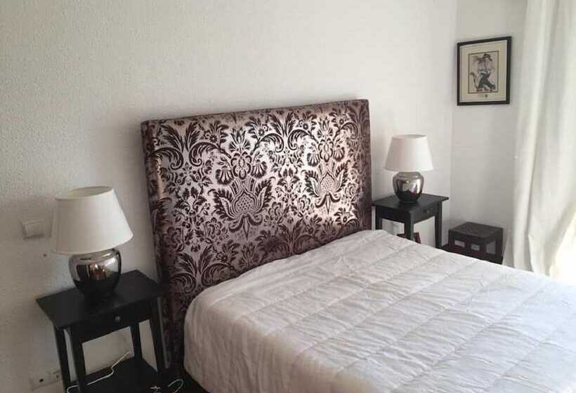 بنسيون Villa Meco