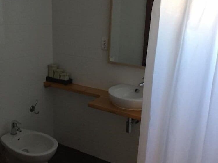 بنسيون Villa Meco