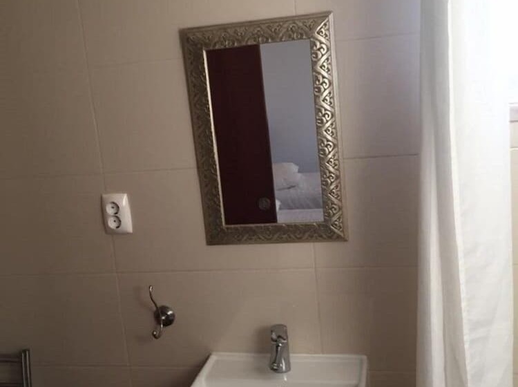 بنسيون Villa Meco