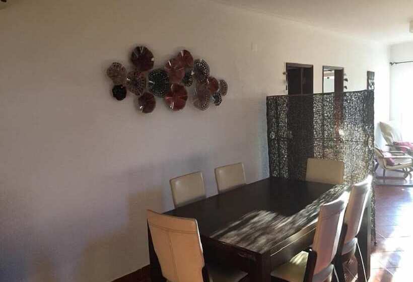 بنسيون Villa Meco