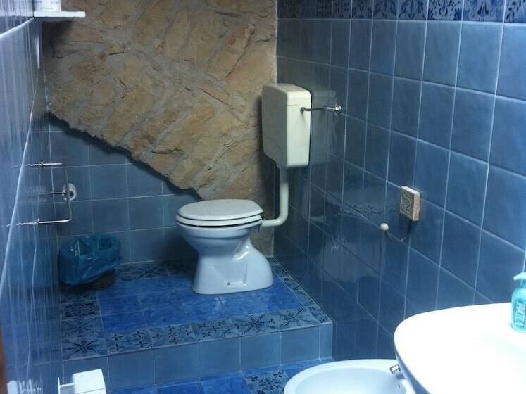 膳宿费 Villa Nives