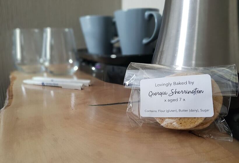 膳宿费 Virginia House