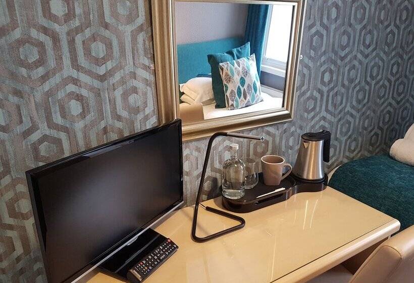 膳宿费 Virginia House