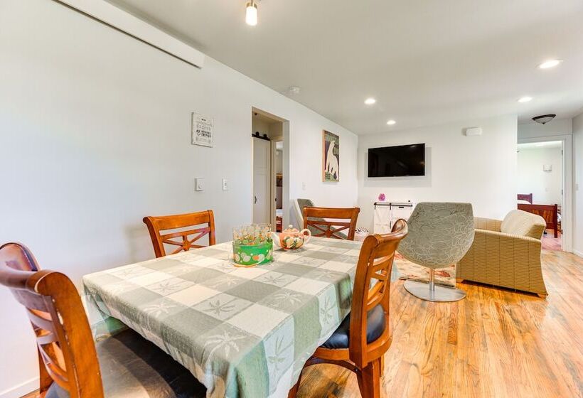 Pet Friendly Home: 29 Mi To Olympic National Park!