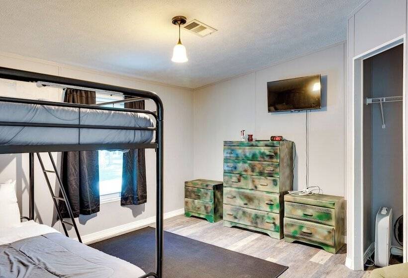 Pet Friendly Palm City Home: 14 Mi To Beach!