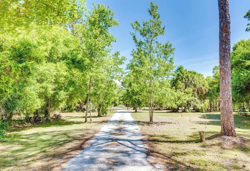 Pet Friendly Palm City Home: 14 Mi To Beach!