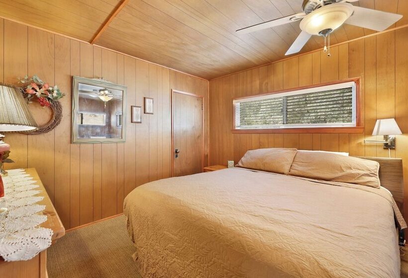 Pinglewood Cabin #2096