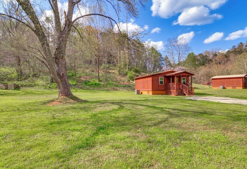 Serene Beattyville Cabin: 24 Mi To Red River Gorge