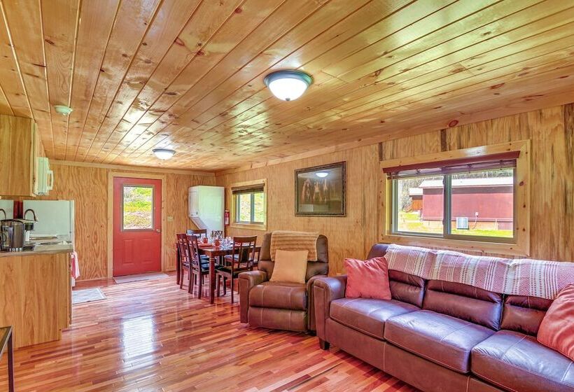 Serene Beattyville Cabin: 24 Mi To Red River Gorge
