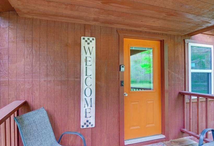 Serene Beattyville Cabin: 24 Mi To Red River Gorge