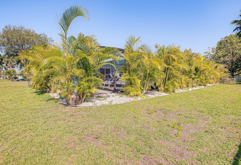 Spacious Bradenton Home W/ Pool ~ 5 Mi To Beaches