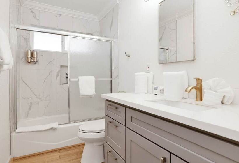 Sweet Retreat Combo #2334