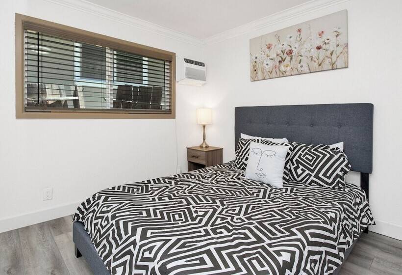 Sweet Retreat Combo #2334