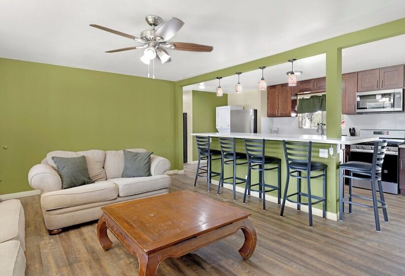 The Farmhouse Experience #1900