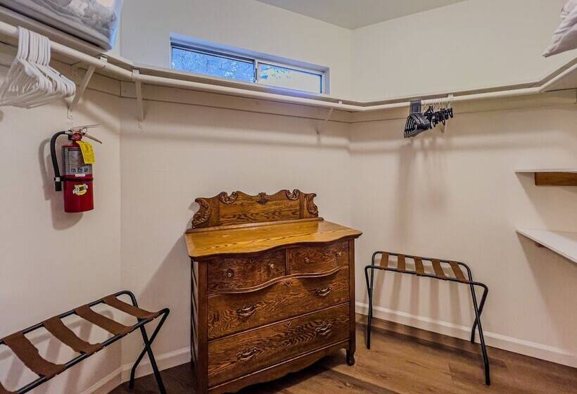 The Lost Compass #2165