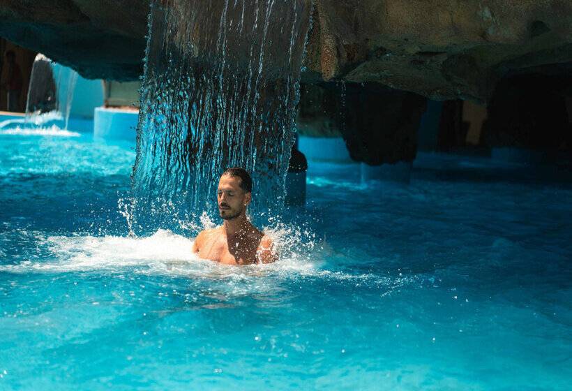 Apartamentos Magic World