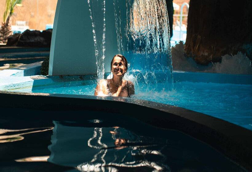 Apartamentos Magic World