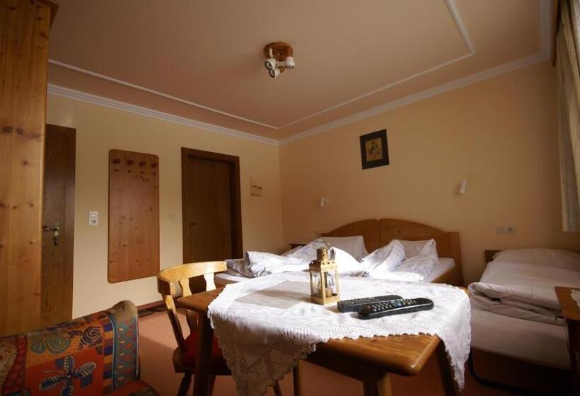 צימר Haus Oblasser