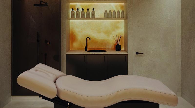 هتل Crowne Plaza Tashkent By Ihg