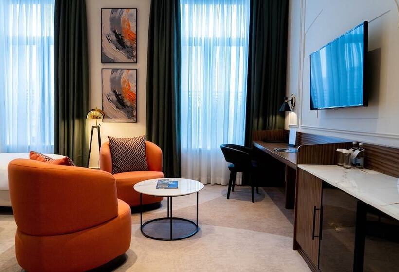 هتل Crowne Plaza Tashkent By Ihg