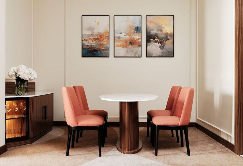 هتل Crowne Plaza Tashkent By Ihg