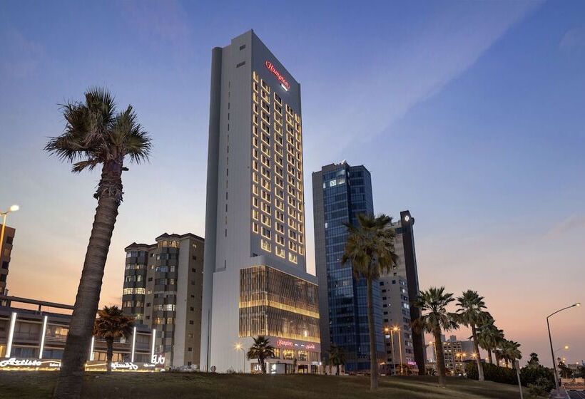 هتل Hampton By Hilton Kuwait Salmiya