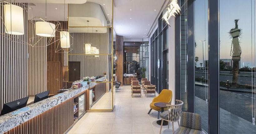 هتل Hampton By Hilton Kuwait Salmiya