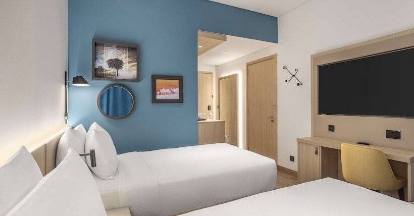 هتل Hampton By Hilton Kuwait Salmiya