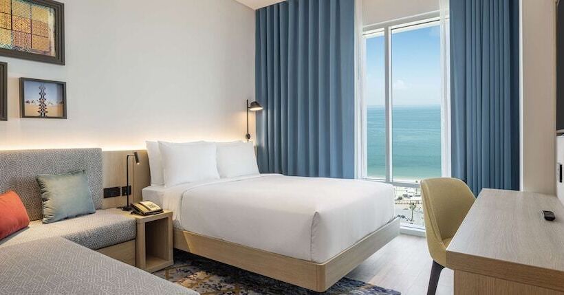 هتل Hampton By Hilton Kuwait Salmiya