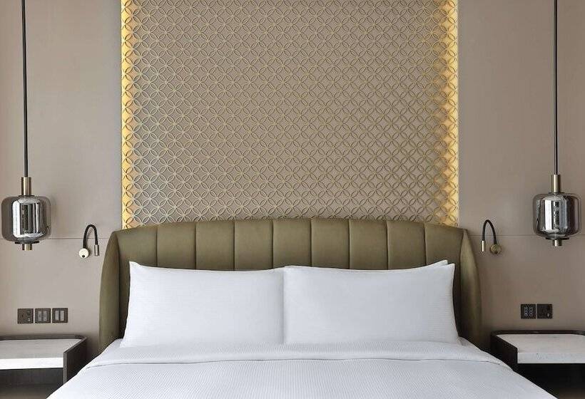 هتل Hilton Garden Inn Dubai Business Bay