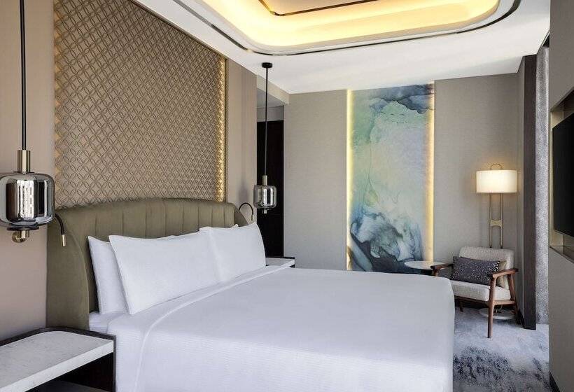 هتل Hilton Garden Inn Dubai Business Bay