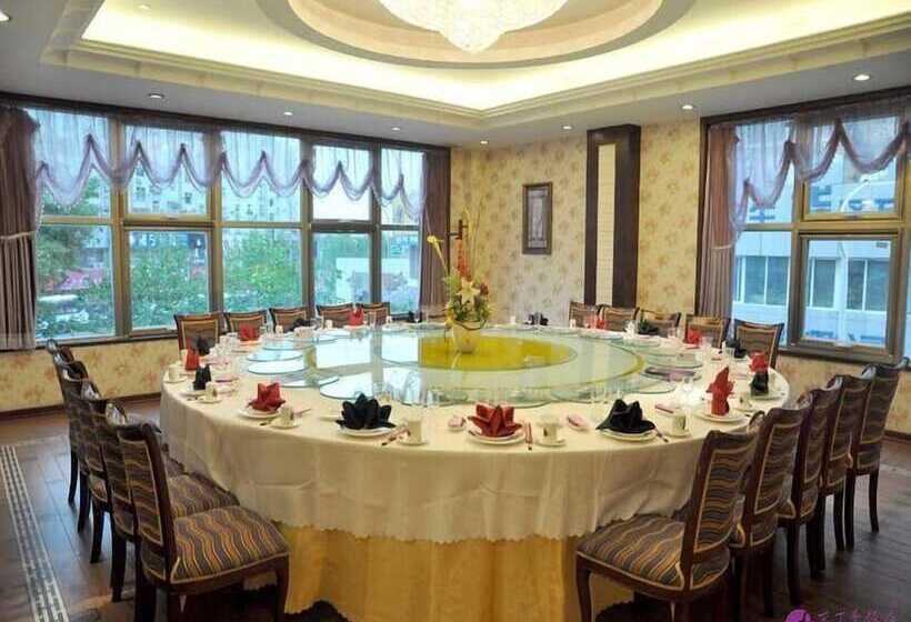 Hotel Holiday Inn Express Qingdao Shibei, An Ihg