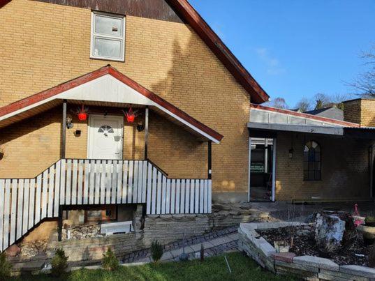 بنسيون Rundvejen Guest House