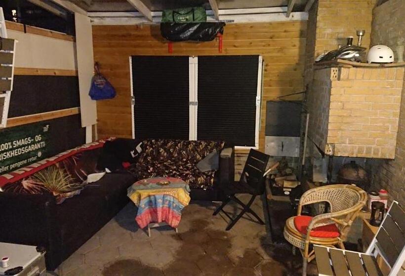 بنسيون Rundvejen Guest House