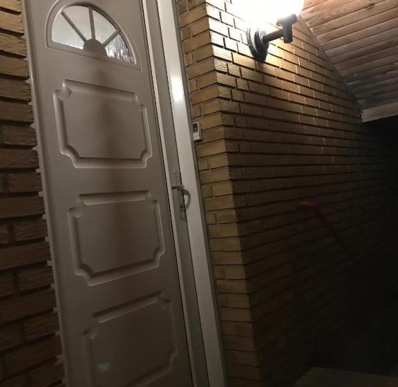 פנסיון Rundvejen Guest House